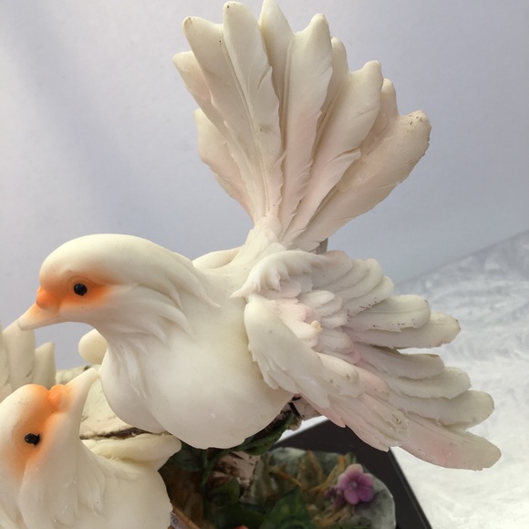 NIB Pair of Love Birds for Wedding Decorations - Picture 2 of 8